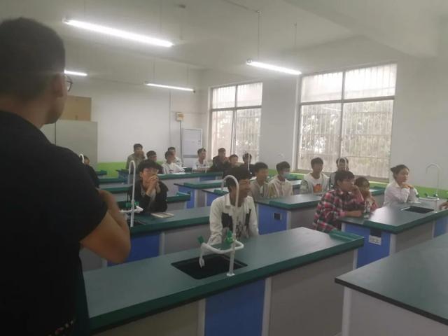 禹州南区学校社团活动正如火如荼 禹州南区学校社团活动正如火如荼