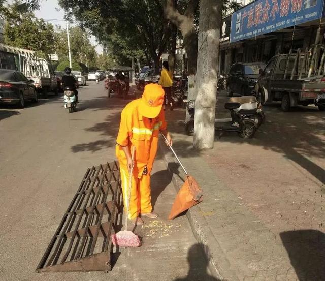禹州环卫:打造洁净城市环境卫生 迎接国家卫生城市复审 禹州环卫:打造洁净城市环境卫生 迎接国家卫生城市复审