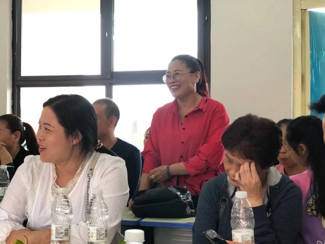 禹州南区学校家长委员会——搭建共育英才之桥 禹州南区学校家长委员会——搭建共育英才之桥