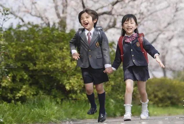 禹州耀润学府上院皇家马戏嘉年华即将开启 禹州耀润学府上院皇家马戏嘉年华即将开启