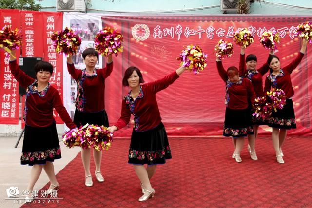 禹州西区发生的这一幕感动了整个禹州城! 禹州西区发生的这一幕感动了整个禹州城!