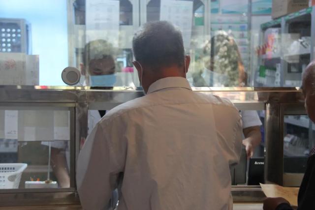 禹州二院医务人员的国庆节 禹州二院医务人员的国庆节