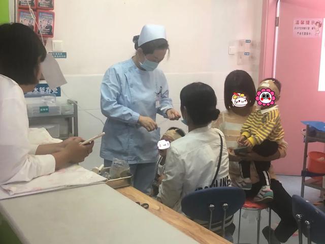 禹州二院医务人员的国庆节 禹州二院医务人员的国庆节