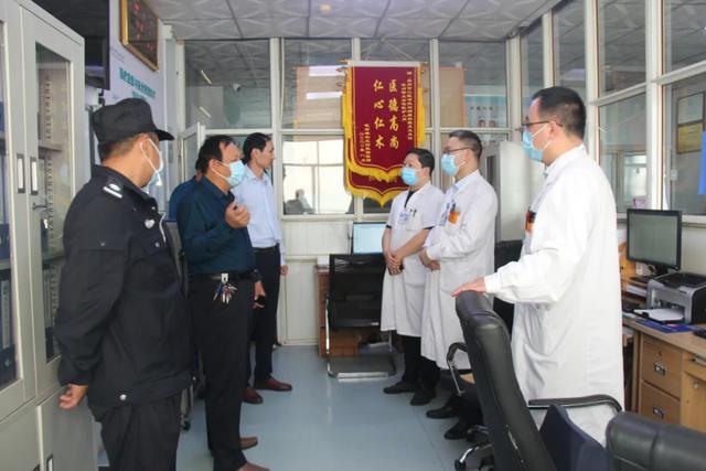 禹州二院医务人员的国庆节 禹州二院医务人员的国庆节