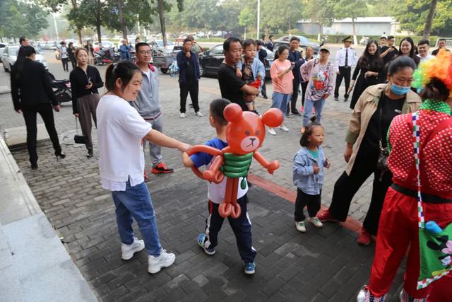 双节快乐!禹州府东路中段御湖湾林溪再传喜讯!神车大奖抽出! 双节快乐!禹州府东路中段御湖湾林溪再传喜讯!神车大奖抽出!