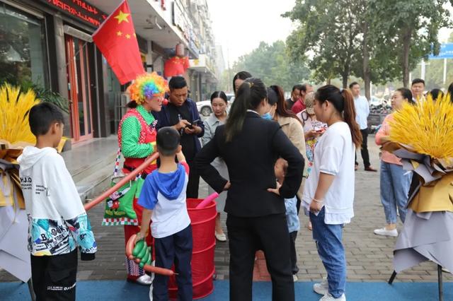 双节快乐!禹州府东路中段御湖湾林溪再传喜讯!神车大奖抽出! 双节快乐!禹州府东路中段御湖湾林溪再传喜讯!神车大奖抽出!