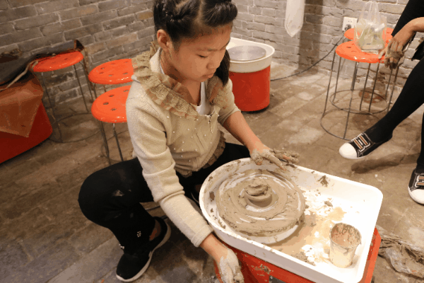国庆第三天,神垕古镇景区竟然火到爆!现场照片! 国庆第三天,神垕古镇景区竟然火到爆!现场照片!