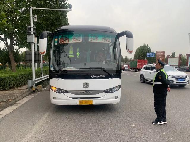 重拳出击!双节期间禹州3台违法客车被查扣! 重拳出击!双节期间禹州3台违法客车被查扣!