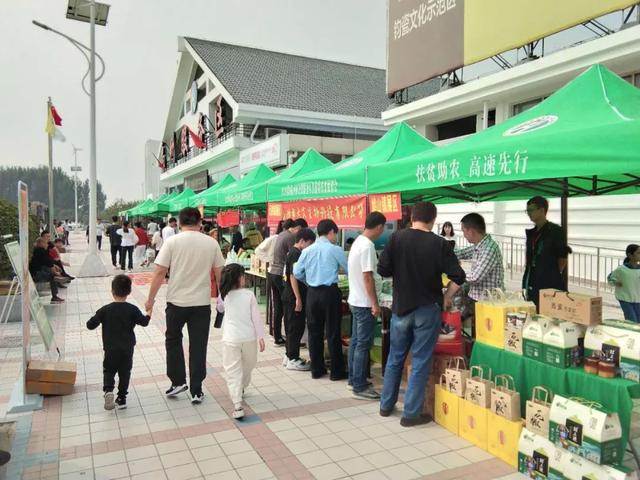 禹州市:双节假期不放松 履职尽责抓扶贫 禹州市:双节假期不放松 履职尽责抓扶贫
