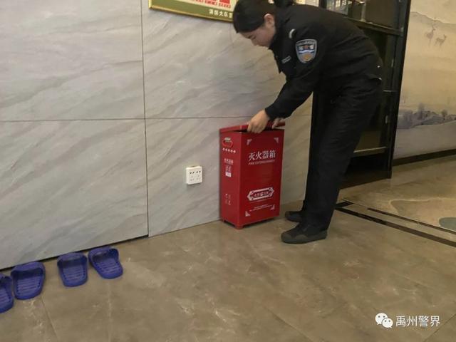 禹州警界我为祖国站岗 | 美景•美警承包你的假期 禹州警界我为祖国站岗 | 美景•美警承包你的假期