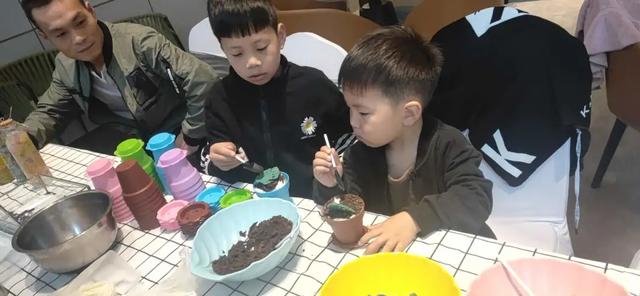 禹州海盛湖滨豪庭国庆嘉年华活动圆满落幕! 禹州海盛湖滨豪庭国庆嘉年华活动圆满落幕!