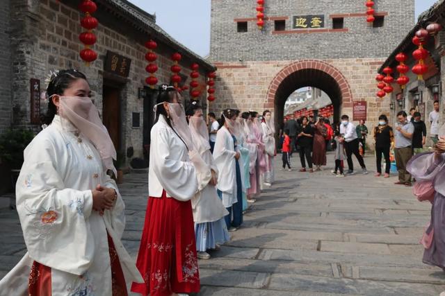国庆假期结束了,禹州神垕古镇这个景区有话说 国庆假期结束了,禹州神垕古镇这个景区有话说