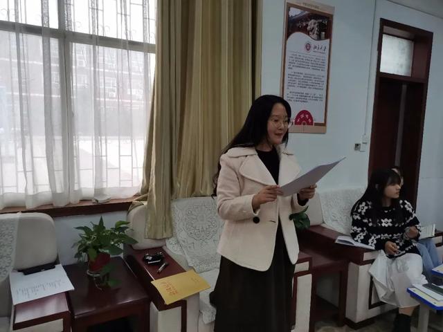 禹州南区学校举办月考质量分析会 禹州南区学校举办月考质量分析会