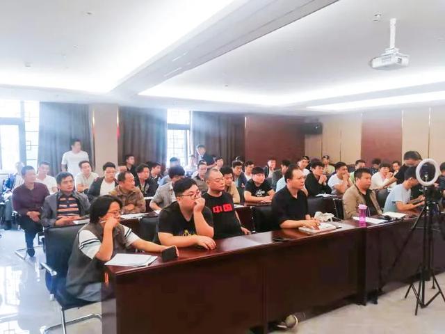禹州辛国正大师讲述:钧陶瓷材料的理论解析及其实践应用 禹州辛国正大师讲述:钧陶瓷材料的理论解析及其实践应用