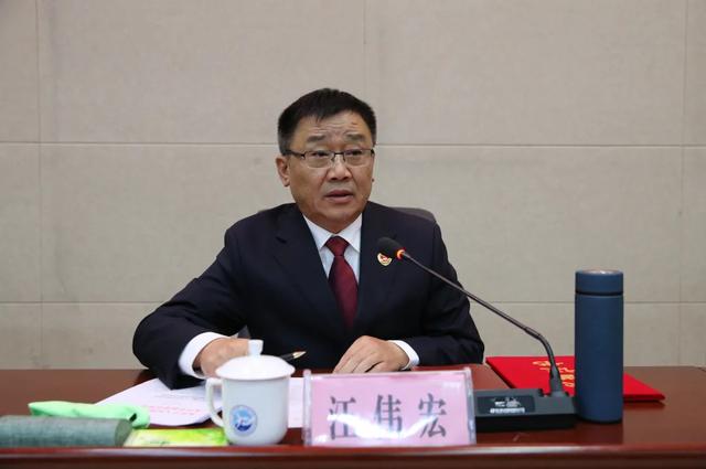 禹州市检察院30余名员额检察官兼职法治副校长实现市直、26个乡镇办学校全覆盖 禹州市检察院30余名员额检察官兼职法治副校长实现市直、26个乡镇办学校全覆盖