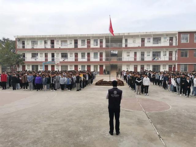禹州南区学校开展消防安全教育活动 禹州南区学校开展消防安全教育活动