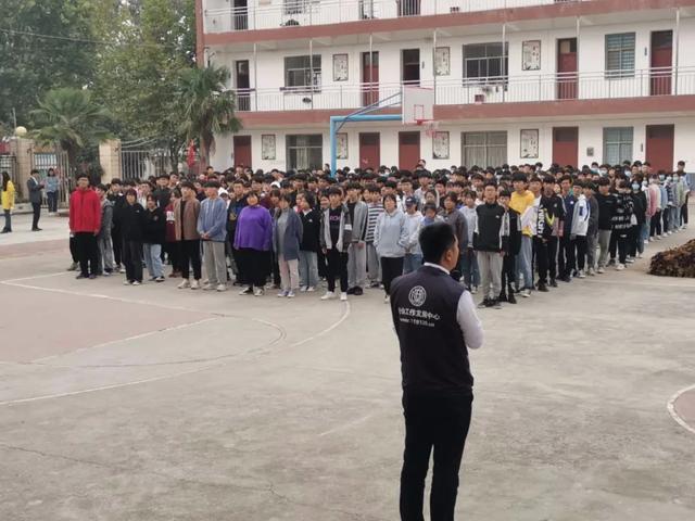 禹州南区学校开展消防安全教育活动 禹州南区学校开展消防安全教育活动