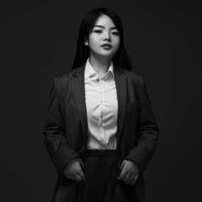 李雅丽