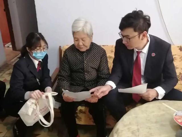禹州市检察院开展检察服务宣传活动 禹州市检察院开展检察服务宣传活动