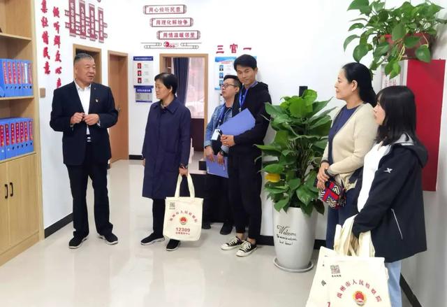 禹州市检察院开展检察服务宣传活动 禹州市检察院开展检察服务宣传活动