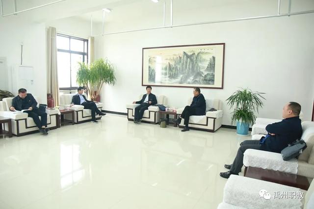 许昌技术经济学校到禹州中专参观交流 许昌技术经济学校到禹州中专参观交流