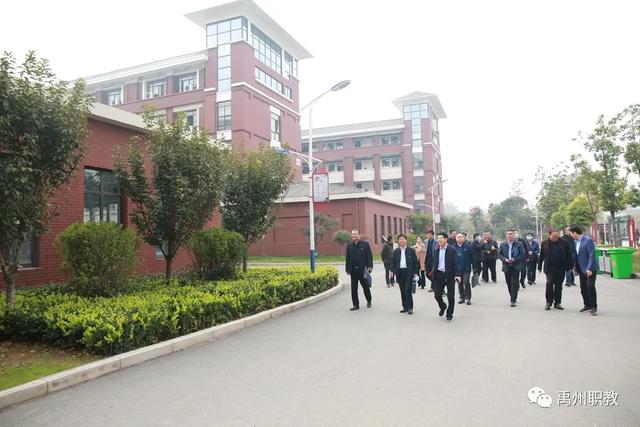 许昌技术经济学校到禹州中专参观交流 许昌技术经济学校到禹州中专参观交流
