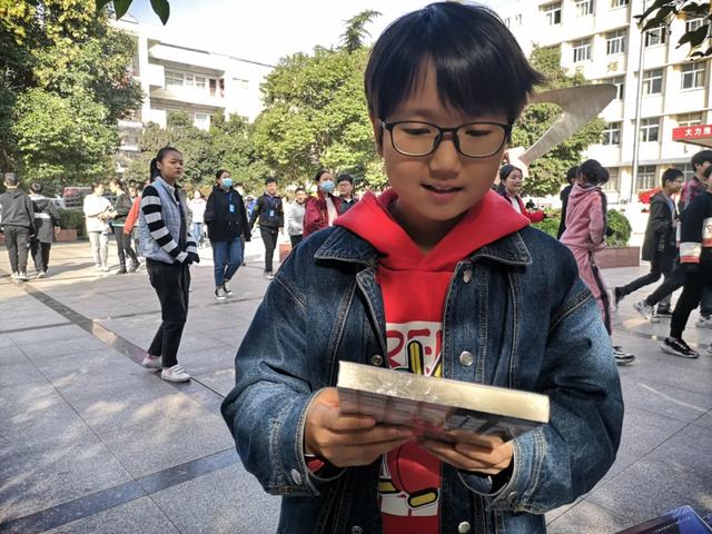 最是书香能致远——禹州图书进校园 书香伴成长 最是书香能致远——禹州图书进校园 书香伴成长