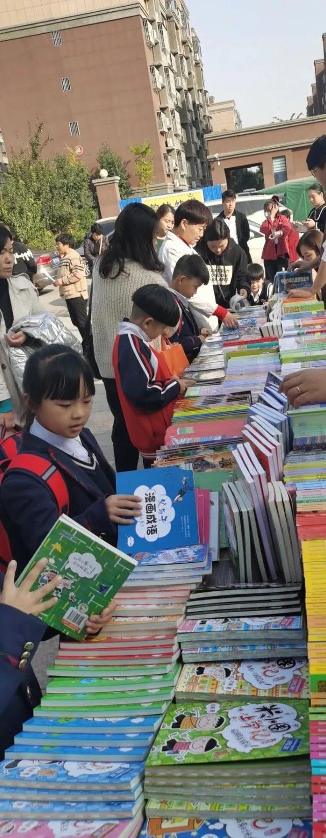 最是书香能致远——禹州图书进校园 书香伴成长 最是书香能致远——禹州图书进校园 书香伴成长