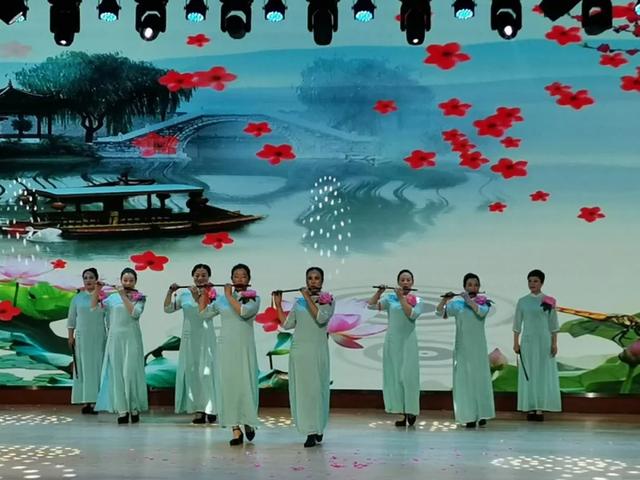 禹州市举办2020年“爱在重阳”重阳节文化志愿者团队模特专场展演 禹州市举办2020年“爱在重阳”重阳节文化志愿者团队模特专场展演