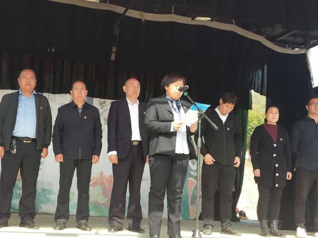 禹州陈庄村第三届孝老敬亲文化节隆重举行 禹州陈庄村第三届孝老敬亲文化节隆重举行