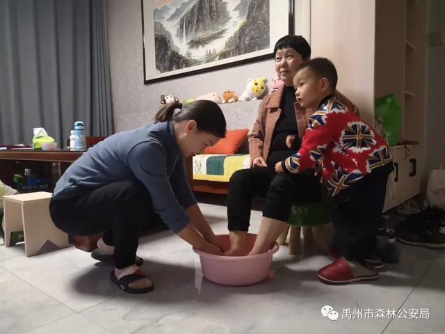 禹州市森林公安局重阳佳节 爱老敬老 禹州市森林公安局重阳佳节 爱老敬老
