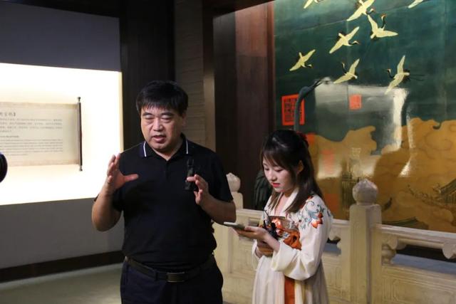 禹州钧官窑址博物馆“云游钧博”直播吸引数万粉丝互动 禹州钧官窑址博物馆“云游钧博”直播吸引数万粉丝互动