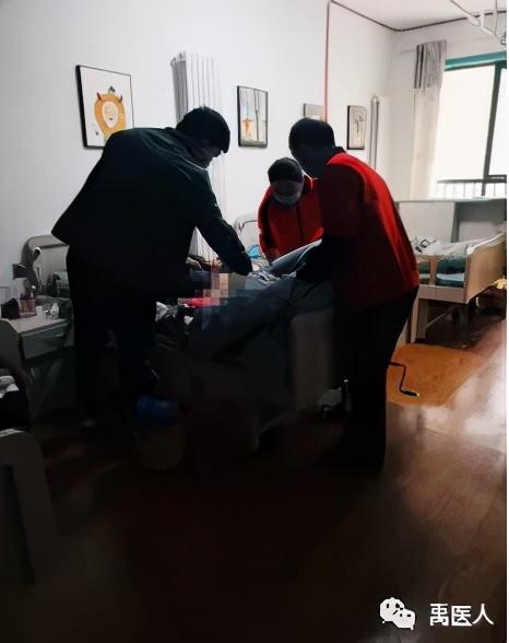 禹州:急病人所急,想病人所想的李亚郎医生 禹州:急病人所急,想病人所想的李亚郎医生