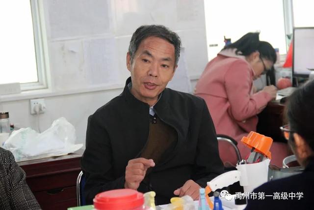 禹州一高王中民校长参加高三尖子生诊断会 禹州一高王中民校长参加高三尖子生诊断会