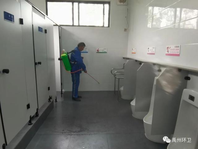 禹州环卫:又逢周五清洁日 多措并举促品质 禹州环卫:又逢周五清洁日 多措并举促品质