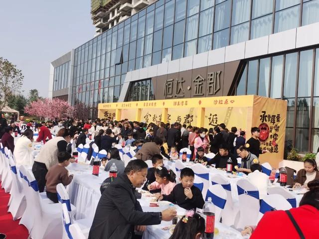 禹州首届业主答蟹宴,美味食光记暖心落幕了! 禹州首届业主答蟹宴,美味食光记暖心落幕了!