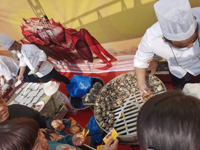 禹州首届业主答蟹宴,美味食光记暖心落幕了! 禹州首届业主答蟹宴,美味食光记暖心落幕了!
