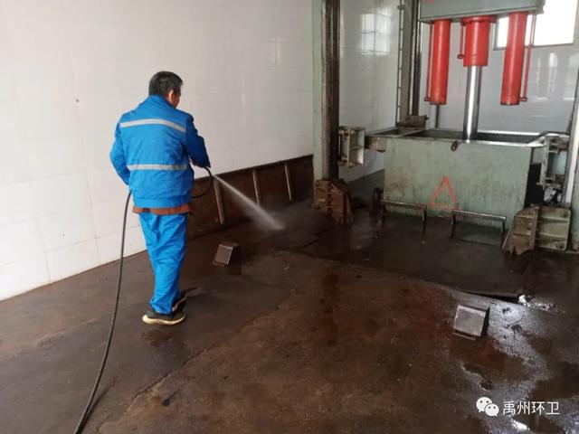 禹州环卫:扎实开展道路扬尘治理专项行动 助力全市大气污染防治百日攻坚战 禹州环卫:扎实开展道路扬尘治理专项行动 助力全市大气污染防治百日攻坚战