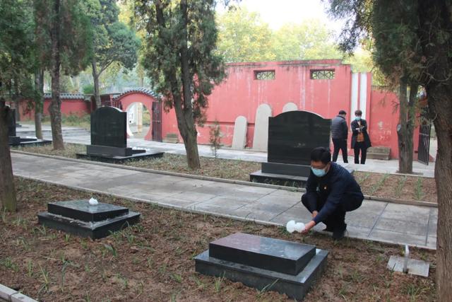 禹州市二院主题教育缅怀革命先烈 传承红色基因 禹州市二院主题教育缅怀革命先烈 传承红色基因