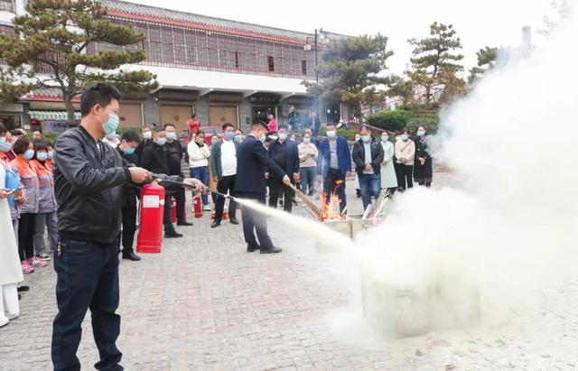 11月5日下午神垕古镇景区开展消防安全应急演练 11月5日下午神垕古镇景区开展消防安全应急演练