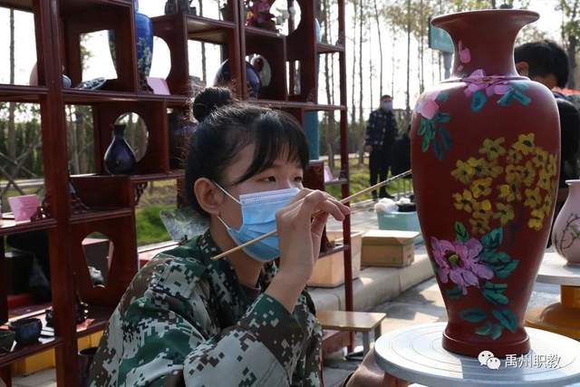 禹州中专出彩许昌市技能展示周开幕式 禹州中专出彩许昌市技能展示周开幕式