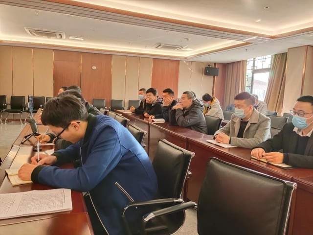 辛国正大师继续讲述:钧陶瓷材料的理论解析及其实践应用 辛国正大师继续讲述:钧陶瓷材料的理论解析及其实践应用