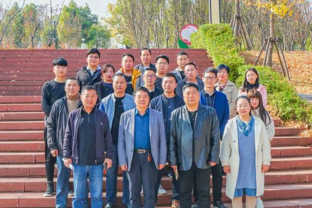 辛国正大师继续讲述:钧陶瓷材料的理论解析及其实践应用 辛国正大师继续讲述:钧陶瓷材料的理论解析及其实践应用