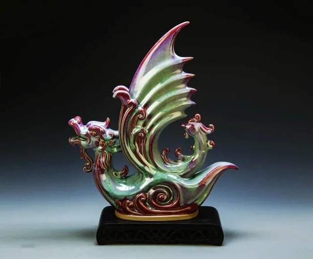 苗见旭钧瓷作品被中诗网选为年度诗人指定礼品 苗见旭钧瓷作品被中诗网选为年度诗人指定礼品