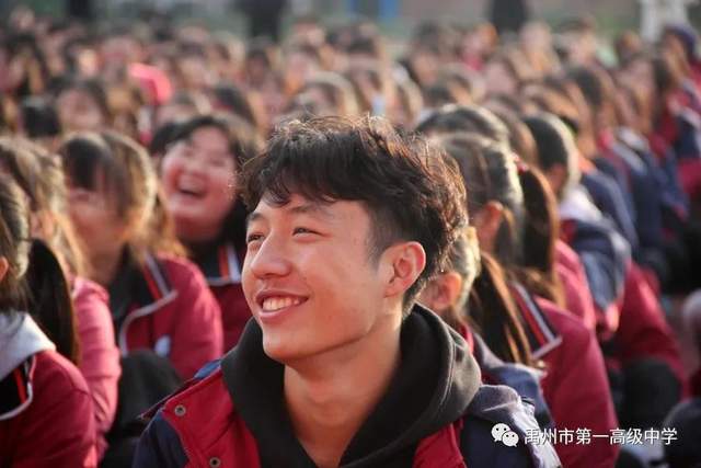 点燃激情、决胜高考、中考,禹州一高励志报告会振奋人心! 点燃激情、决胜高考、中考,禹州一高励志报告会振奋人心!