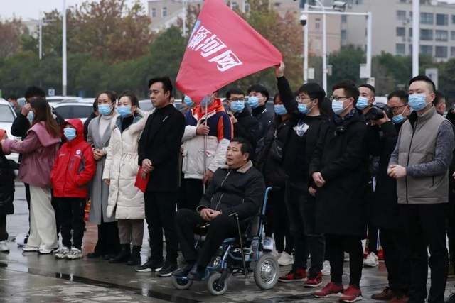 禹州这个山区学校发生的温暖一幕!感动所有人! 禹州这个山区学校发生的温暖一幕!感动所有人!