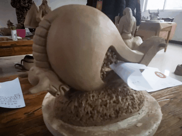 “大禹杯”钧陶瓷手拉坯工和钧陶瓷创意雕塑工技能竞赛 “大禹杯”钧陶瓷手拉坯工和钧陶瓷创意雕塑工技能竞赛