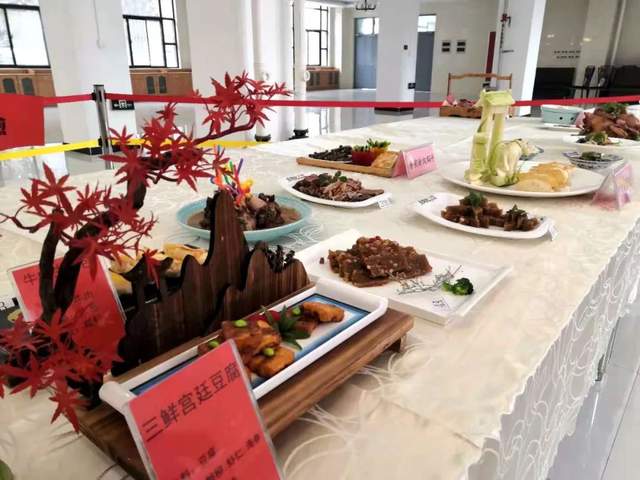 禹州市第十三届职业技能大赛隆重开幕! 禹州市第十三届职业技能大赛隆重开幕!