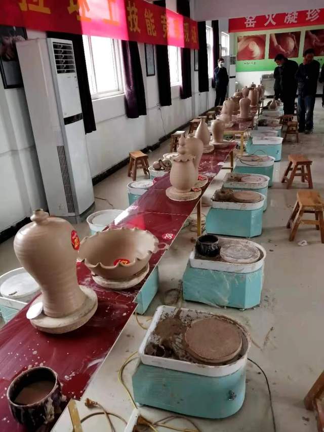 禹州市第十三届职业技能大赛隆重开幕! 禹州市第十三届职业技能大赛隆重开幕!