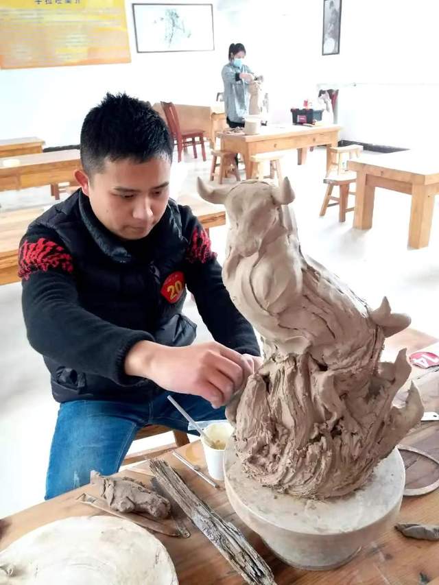 禹州市第十三届职业技能大赛隆重开幕! 禹州市第十三届职业技能大赛隆重开幕!